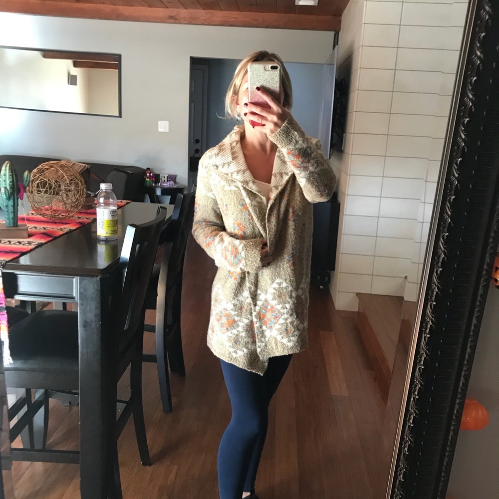 Open Cardigan - Picture 2 of 3